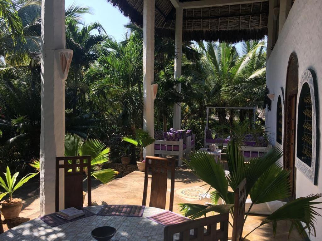 Hotel Giulia Patio House Watamu Exterior foto